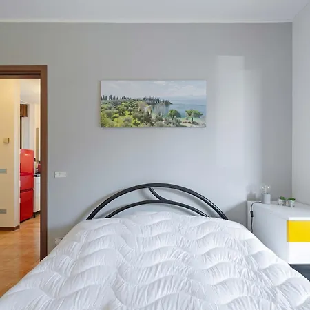 Apartment Apartmentsgarda - Residenza Mantegna Garda (Verona)