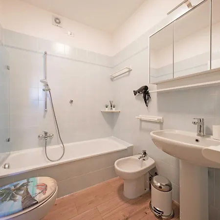 Apartmentsgarda - Residenza Mantegna 아파트 가르다