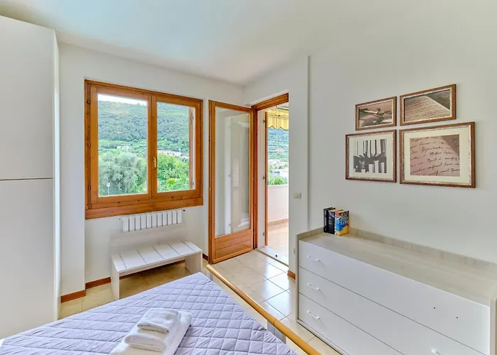 Apartmentsgarda - Residenza Mantegna شقة *