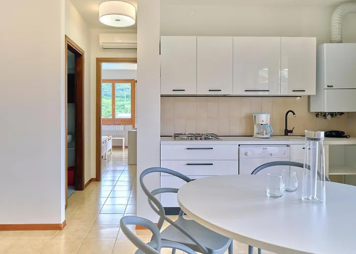 Apartmentsgarda - Residenza Mantegna شقة