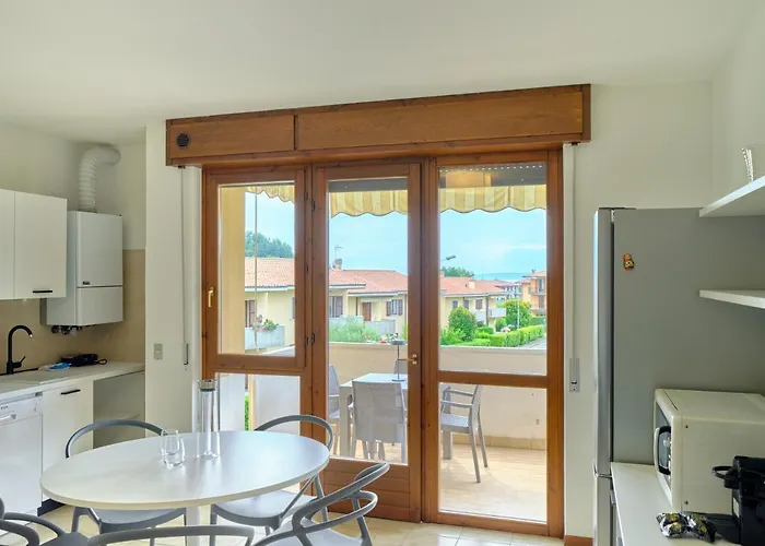 Apartmentsgarda - Residenza Mantegna شقة غارْدا